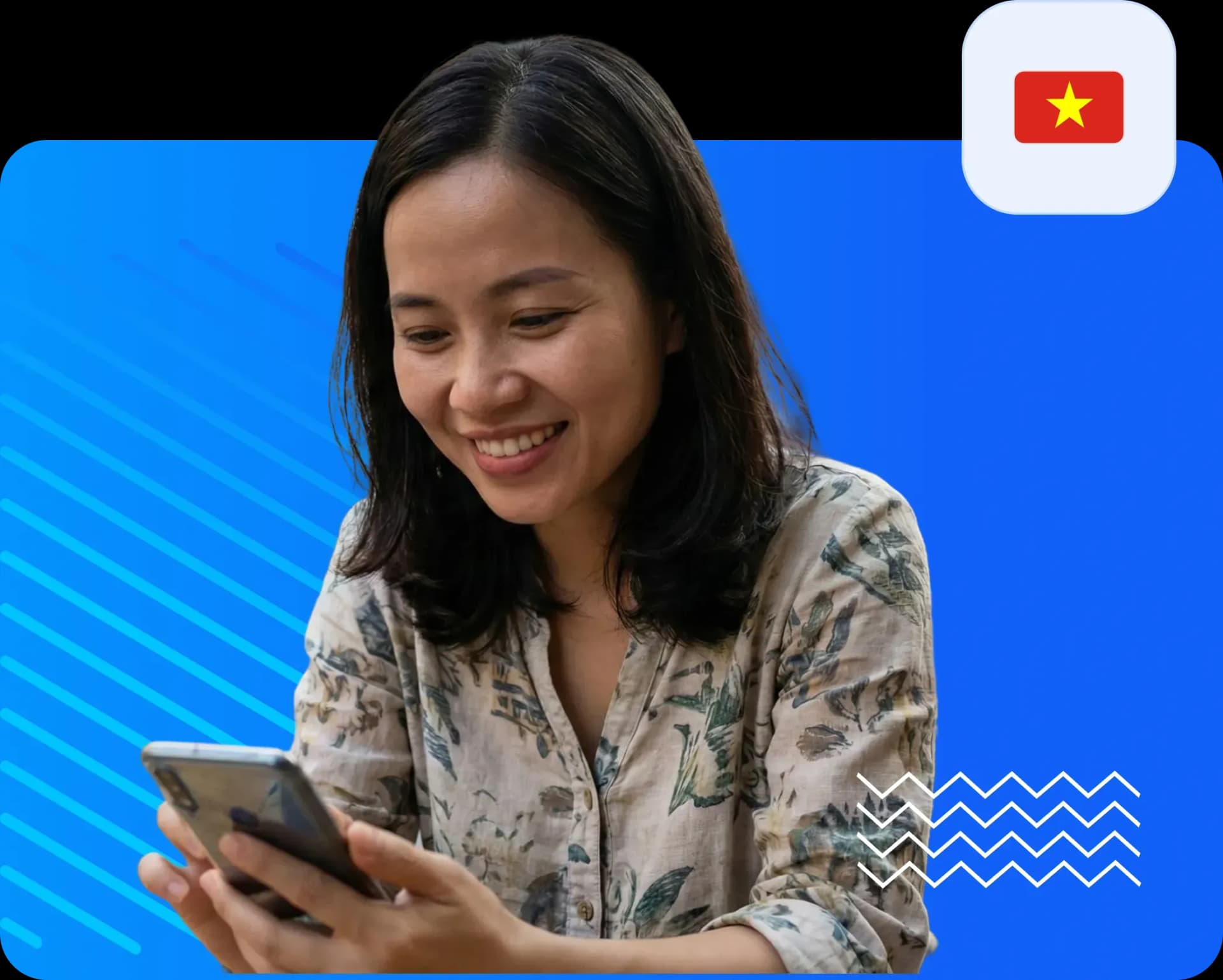 Women using smartphone to send money to vietnam a02433a3e8.